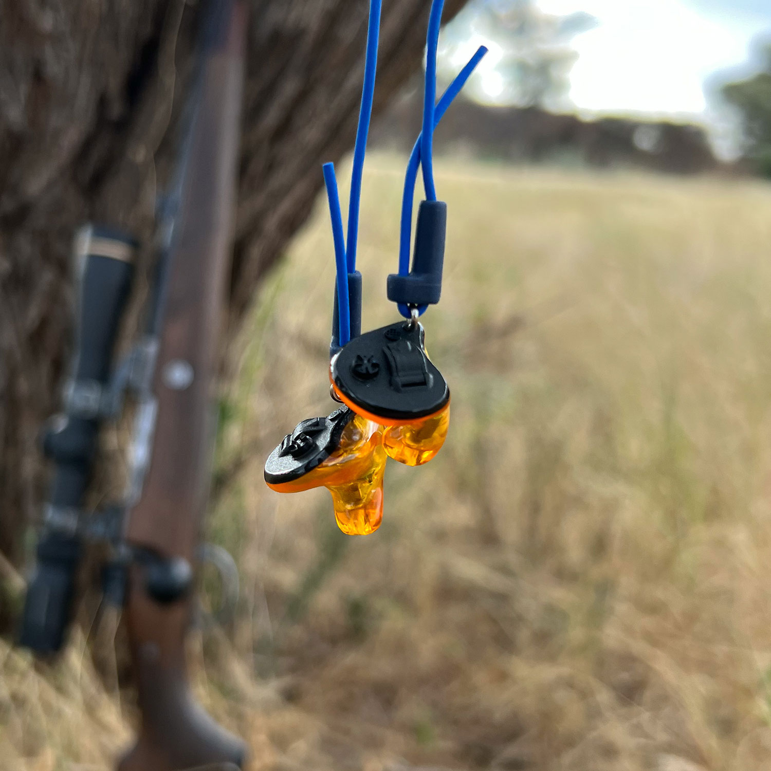 HA ACTIVE: Electronic in-ear hearing protection for hunters and